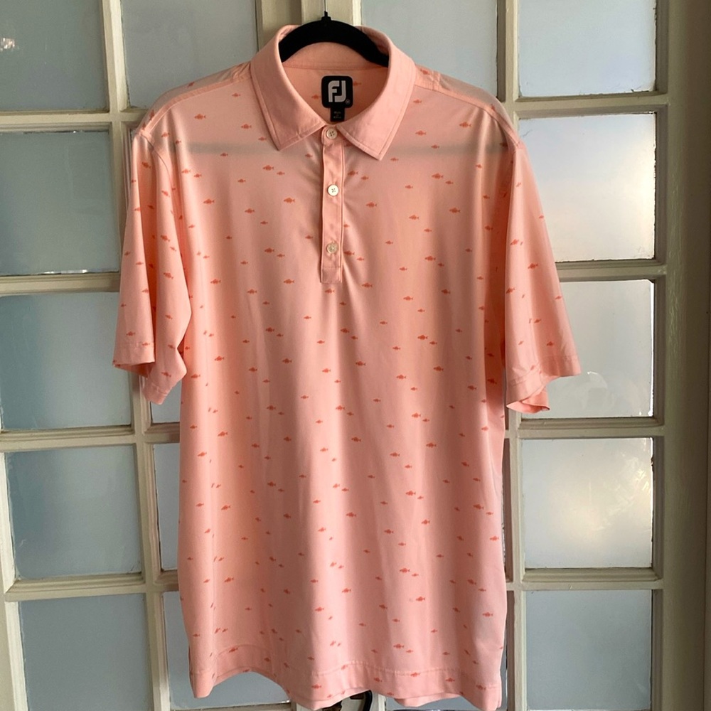 FootJoy Men's Performance Golf Polo Size Medium Salmon Coral Pink Fish AOP